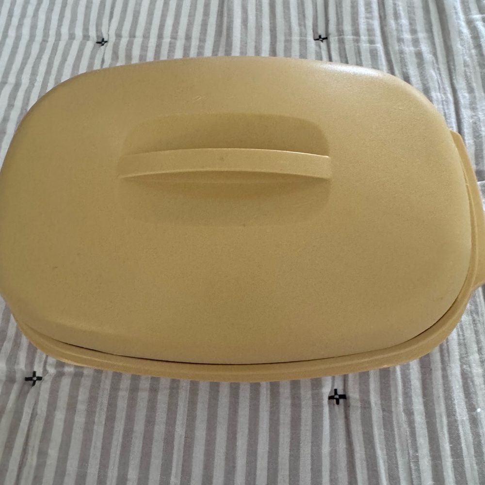 Tupperware harvest gold steamer
